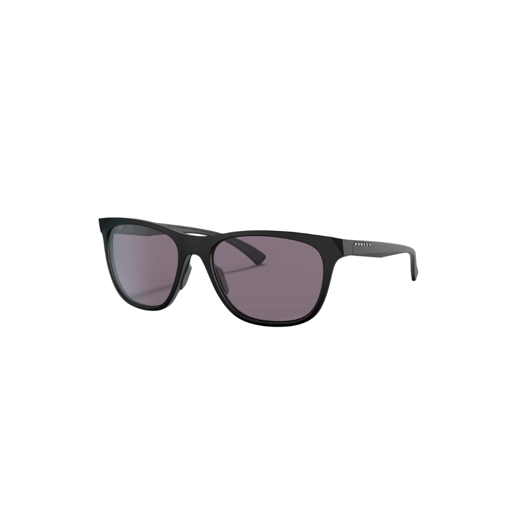 OAKLEY